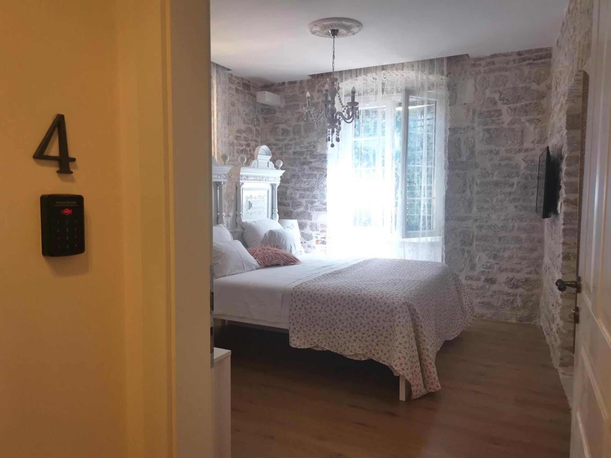 L&L Rooms Royal Šibenik Quarto foto